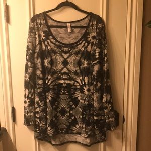 LuLaRoe Lynnae Top